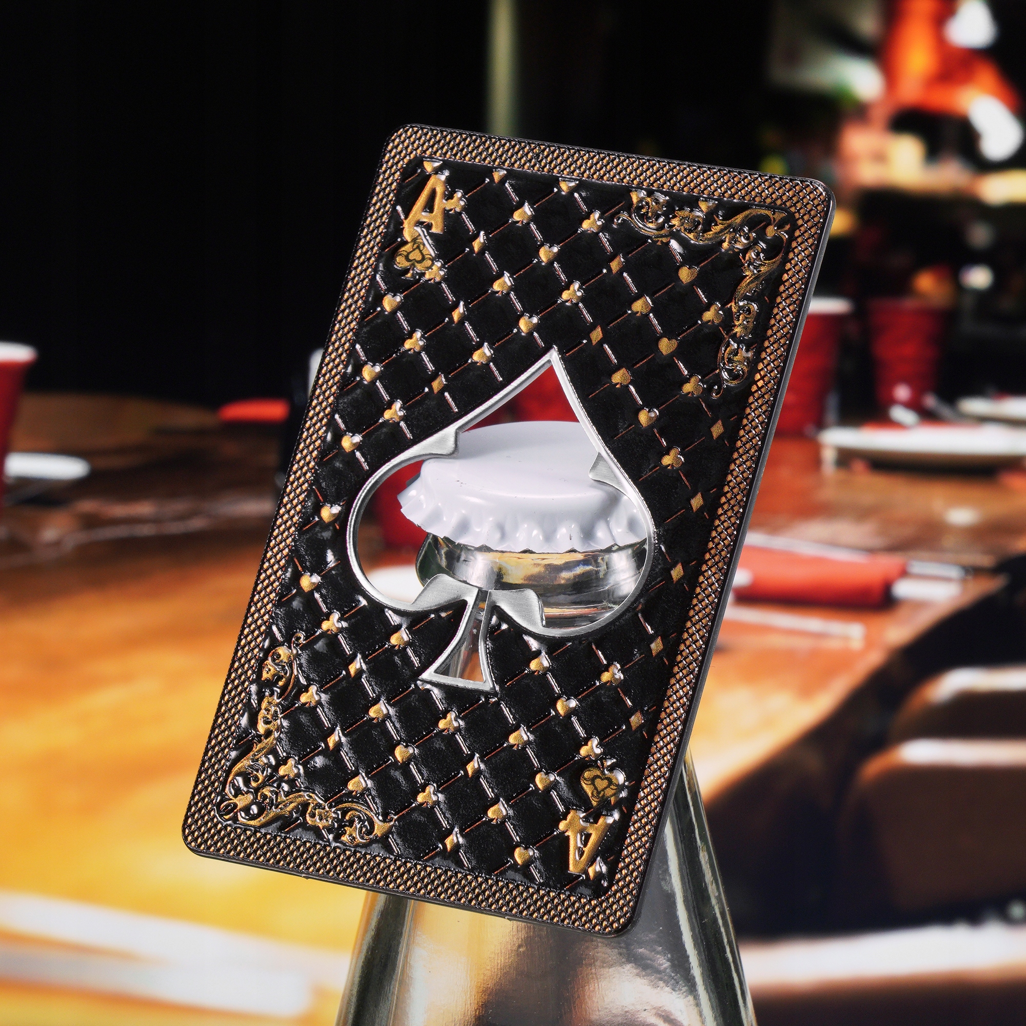 Otwieracz do butelek Lurs 8 cm czarny pik