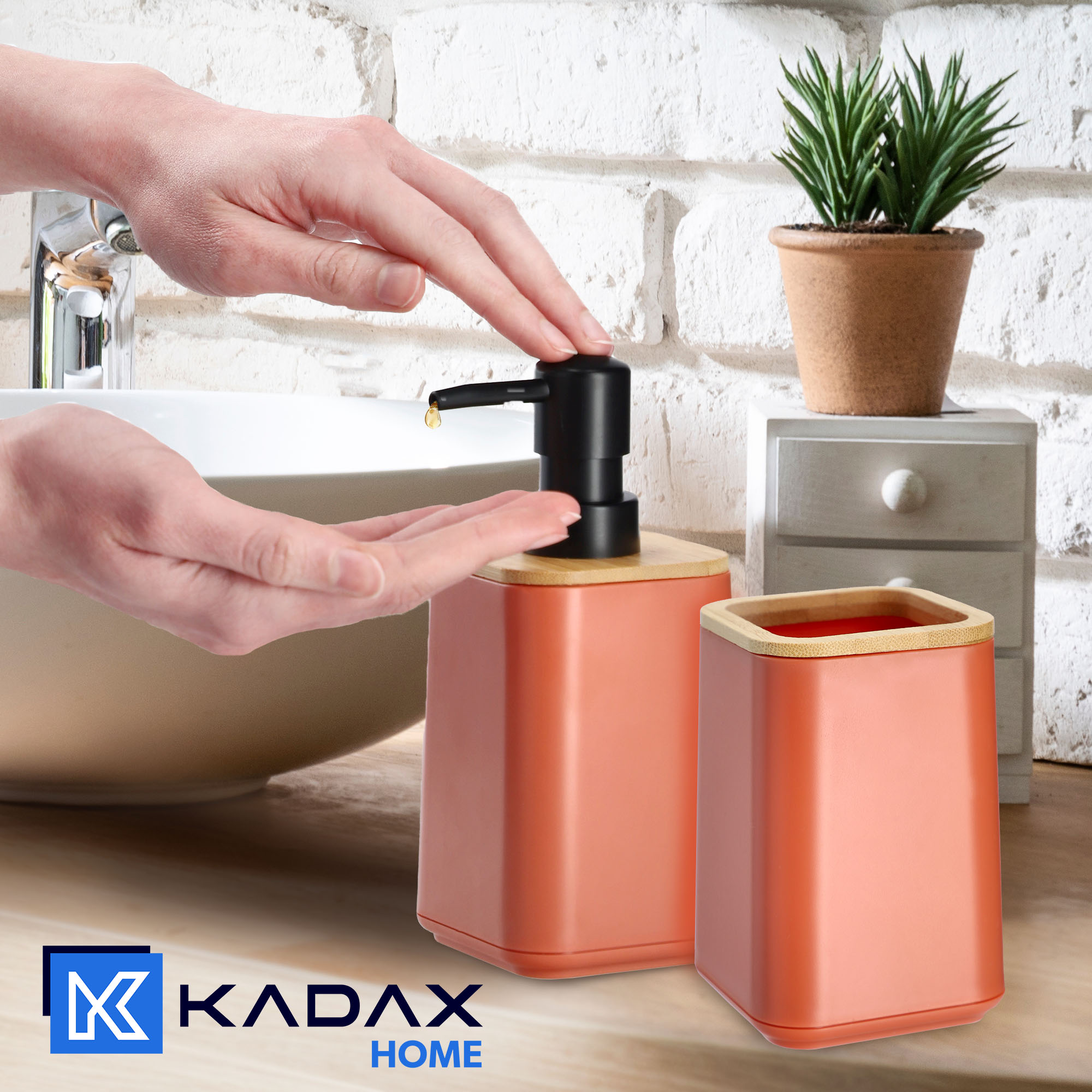 Zestaw Carrara Dozownik na mydło + Kubek łazienkowy, różowy