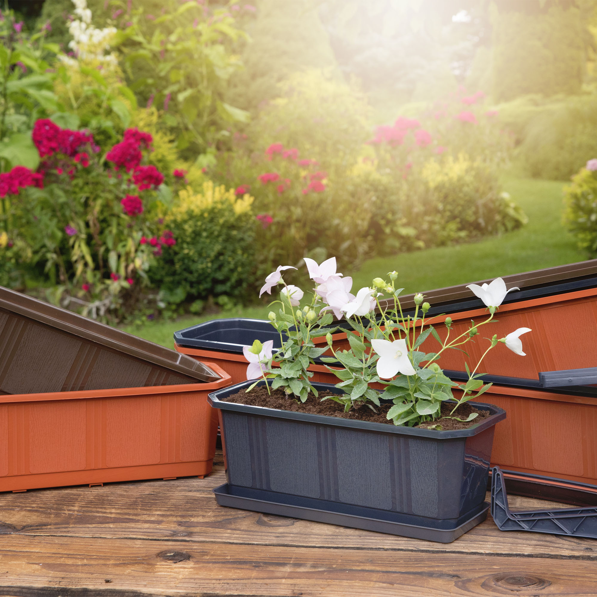 Doniczka balkonowa z uchwytami Oste 60 cm + 80 cm, brązowa