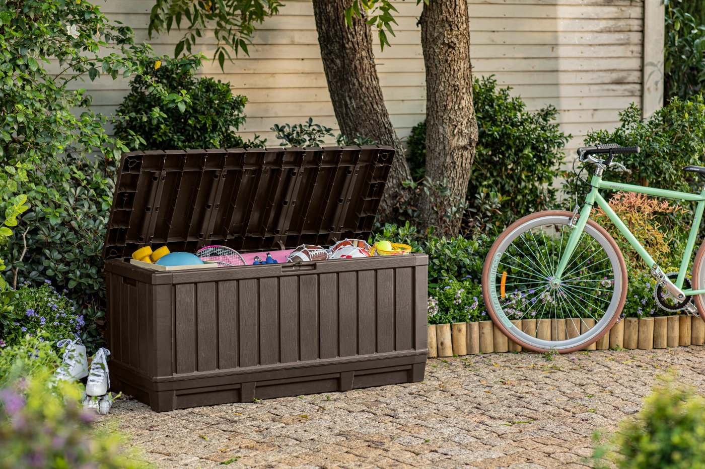 Skrzynia ogrodowa 350L Keter Kentwood Storage Box, brązowa