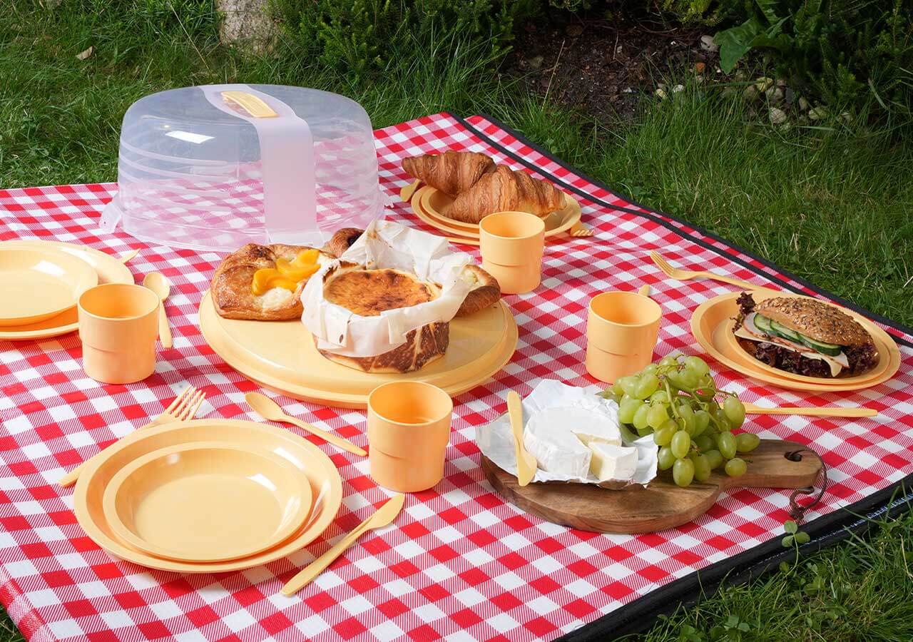 Tortownica z pokrywką Curver Chef&Home 35 cm żółta