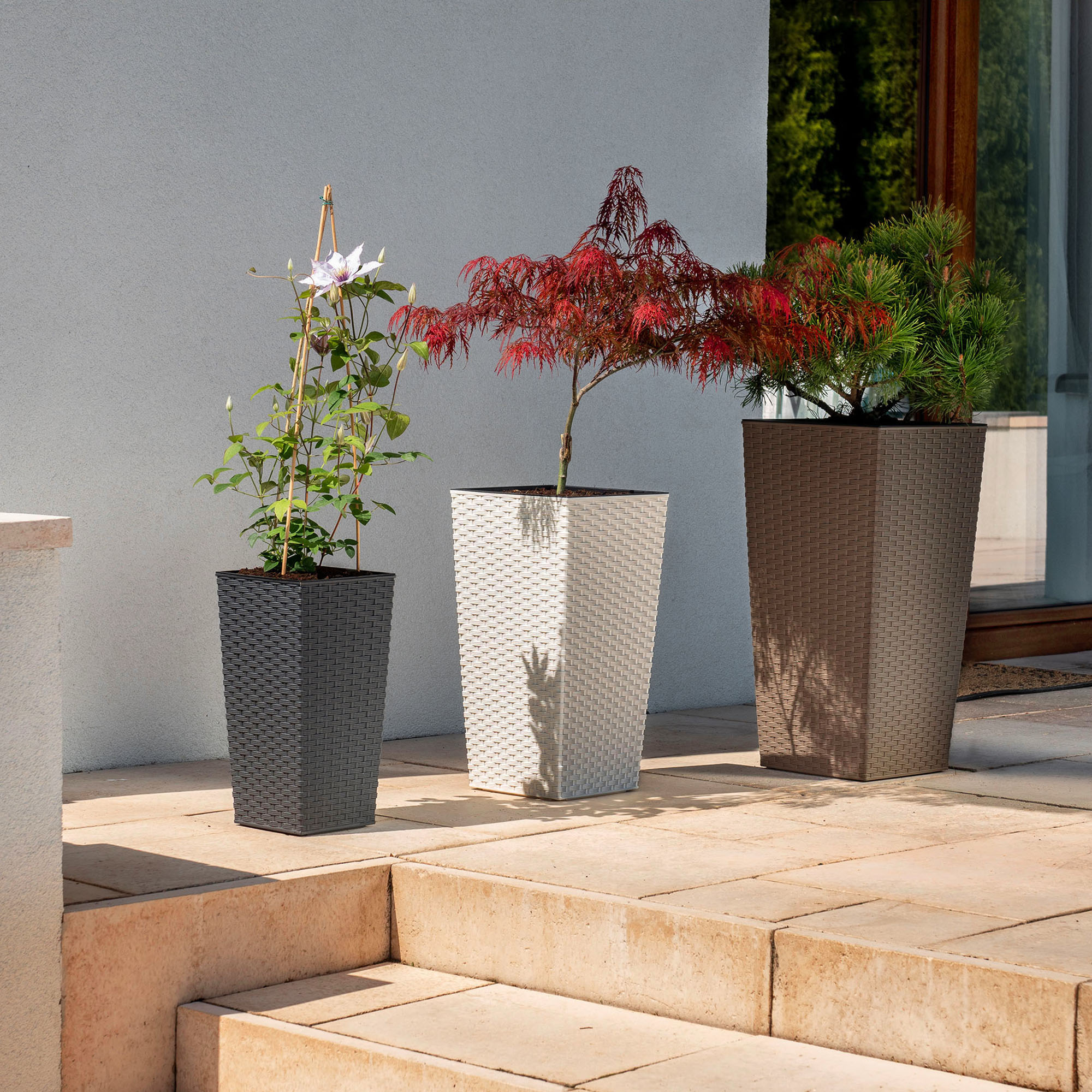 Donice na kwiaty z wkładem Pesaro rattan 19 cm + 25 cm + 30 cm, kremowe