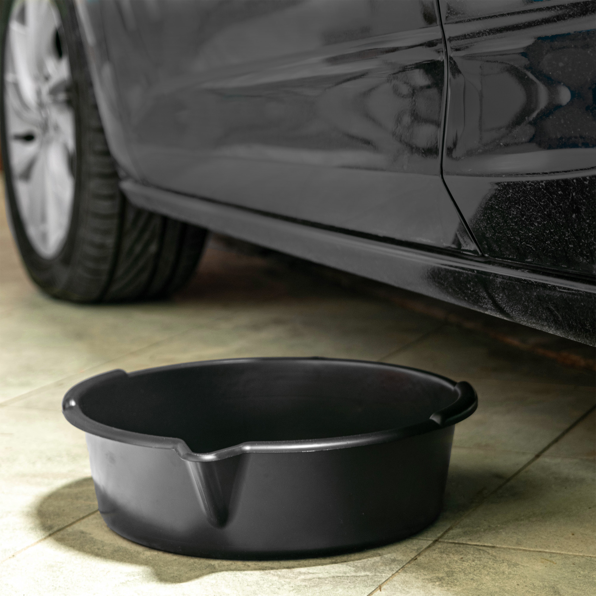 Miska warsztatowa Cutura 8L czarna