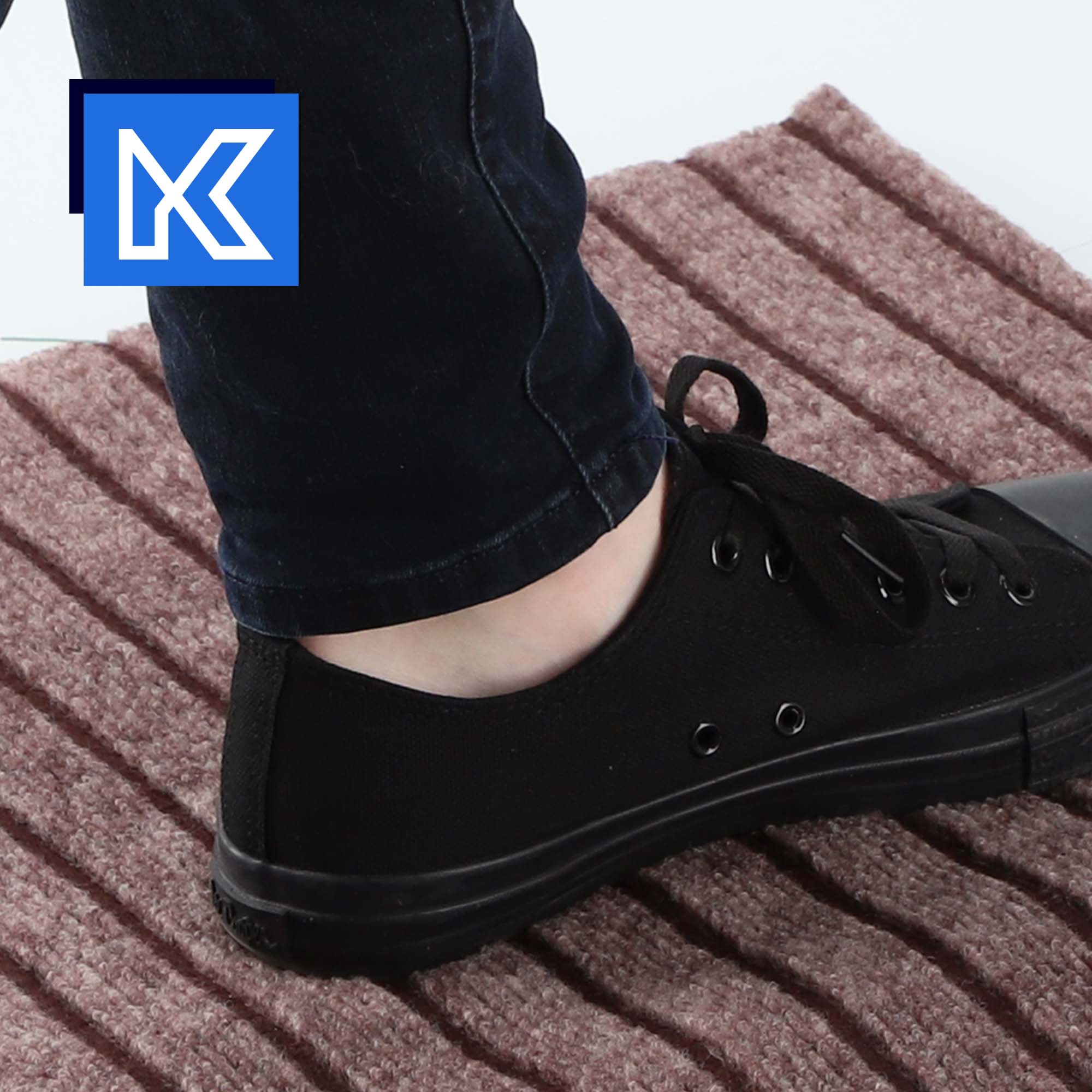 Wycieraczka pod drzwi Reterre 60x40 cm brązowa