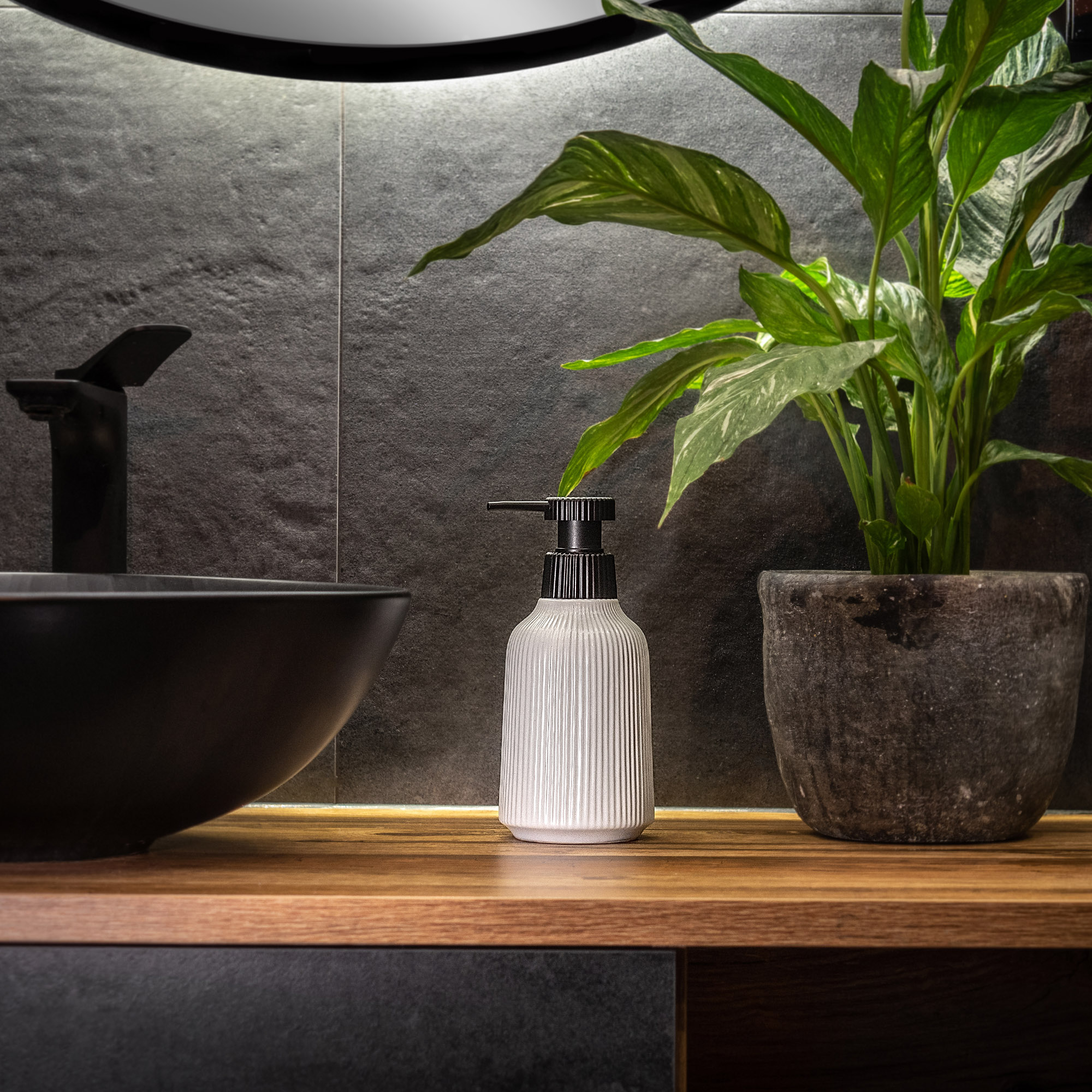 Zestaw łazienkowy Mataro szczotka do WC + dozownik na mydło, biały