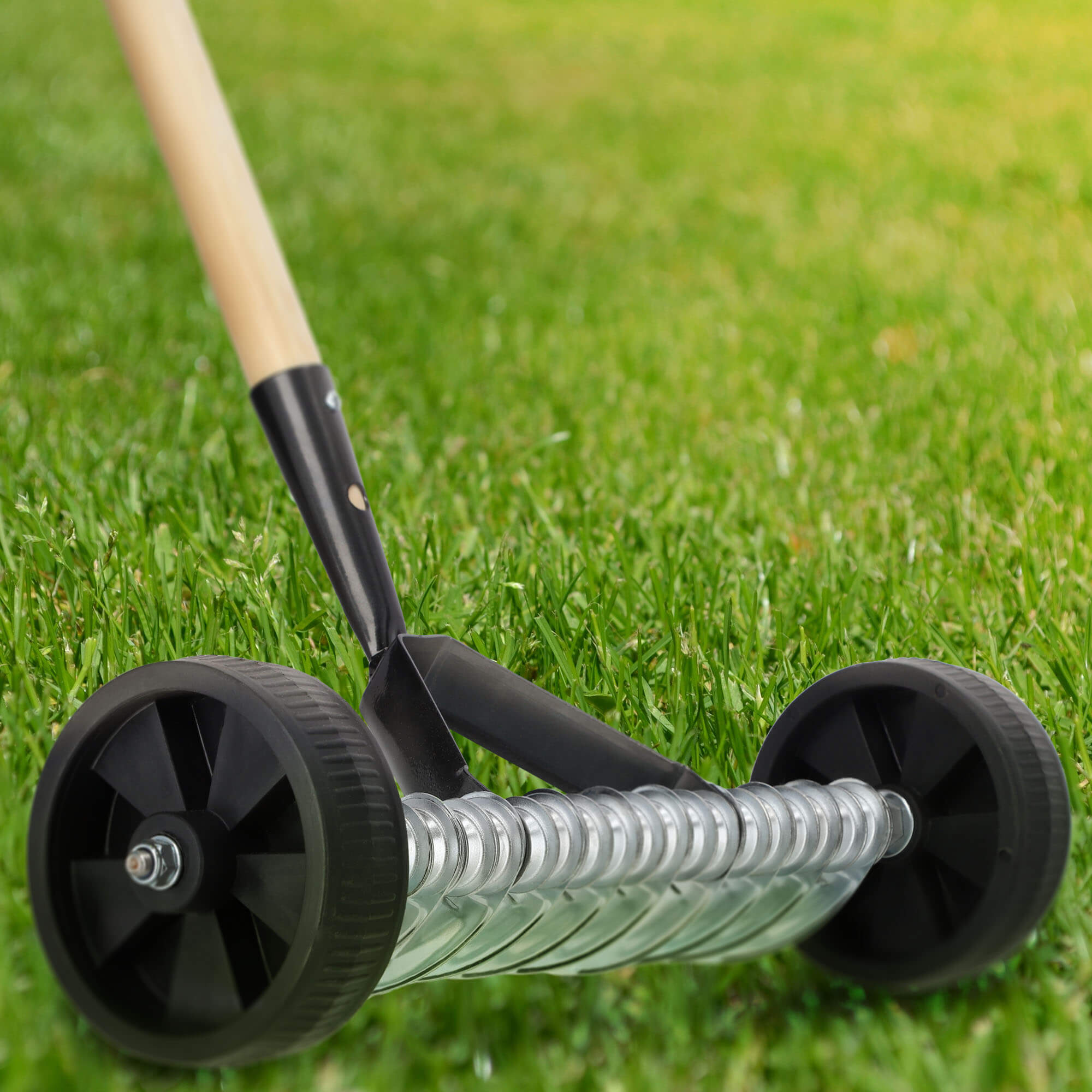 Aerator na kółkach 175 x 43 cm, srebrny