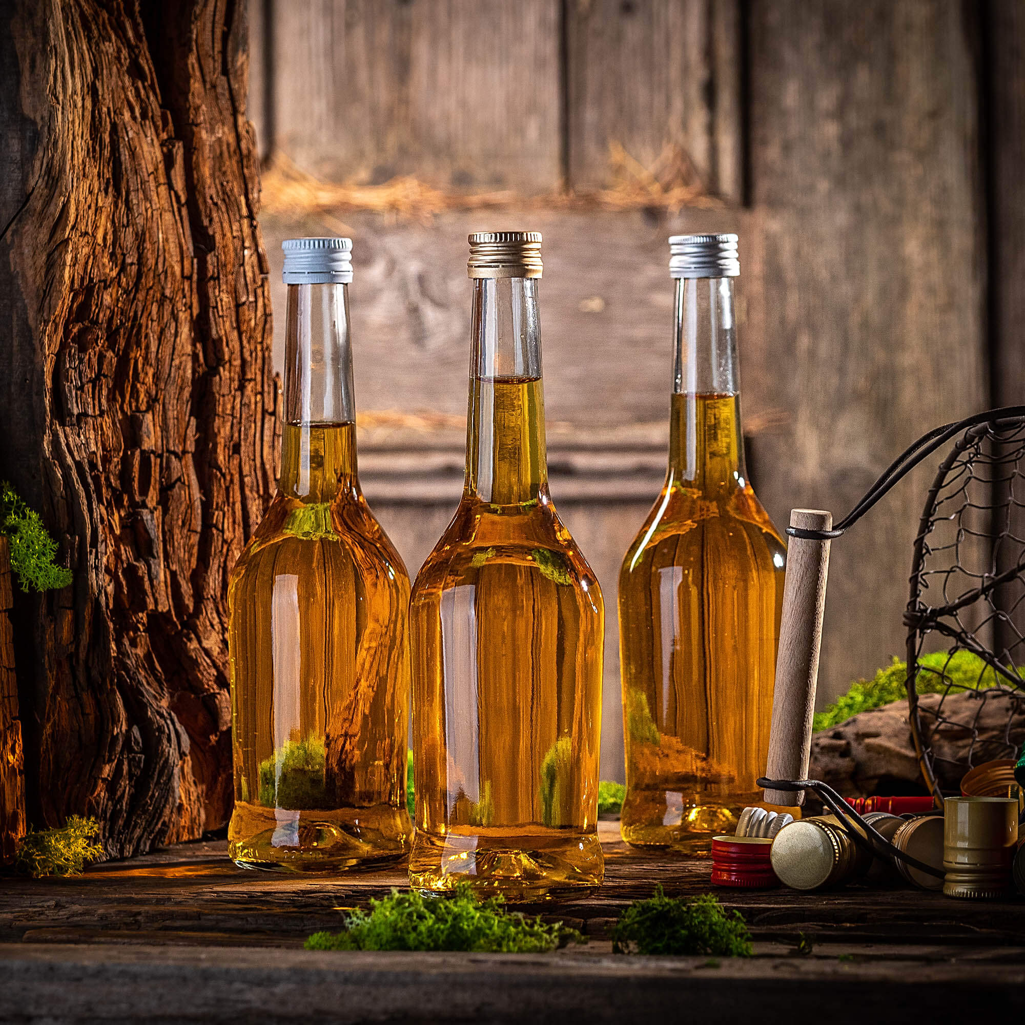 Szklana butelka na nalewkę Loiret 500ml z zieloną zakrętką 50 szt.