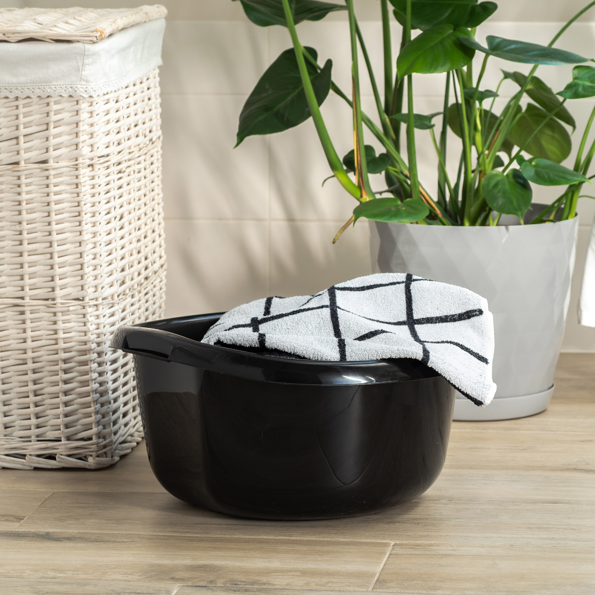 Miednica plastikowa z uchwytami 25L, czarna