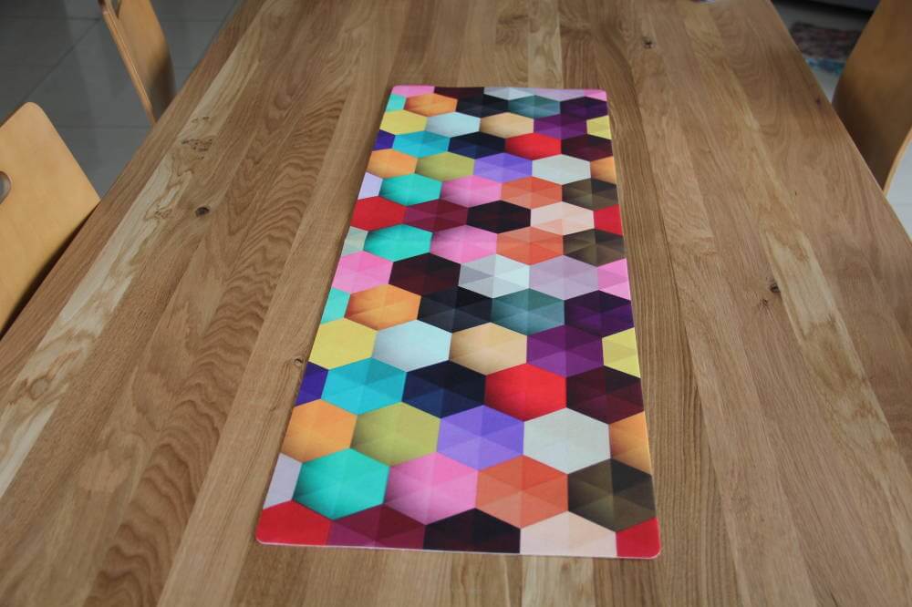Bieżnik na stół Agello 94 x 32 cm, geometryczny