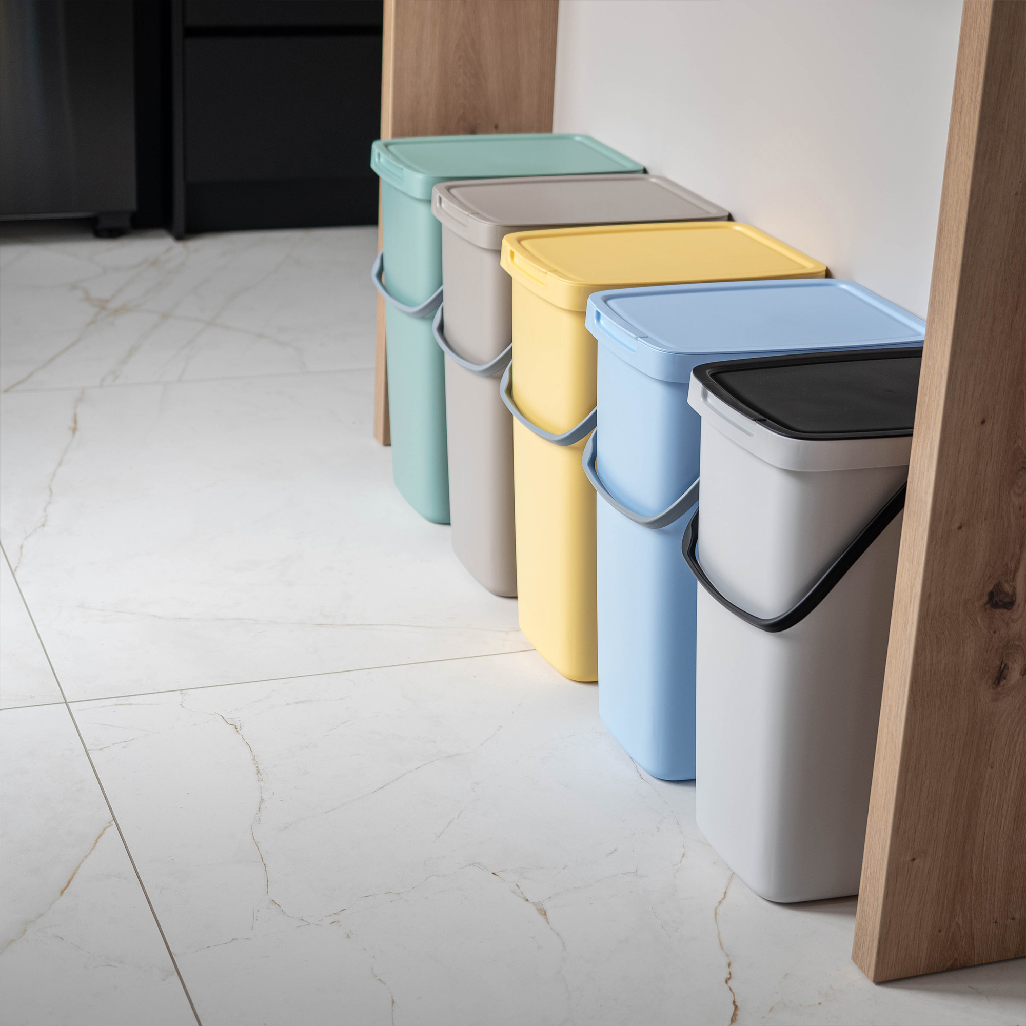 Kosz na śmieci Salans jasny brąz 20L