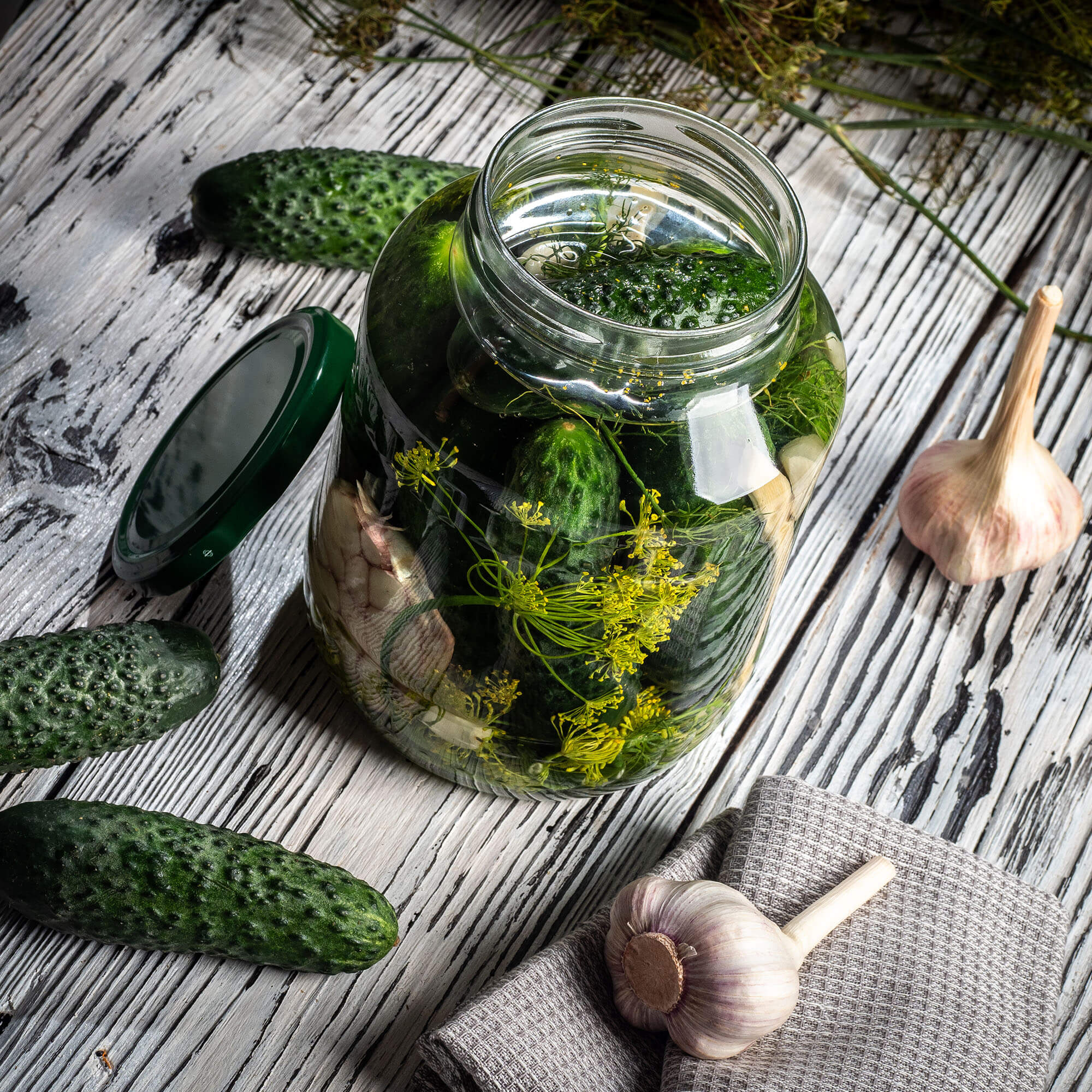 Szklany słój Boro 1,7L 89mm + wieczko "Czarna koronka" 12 szt.