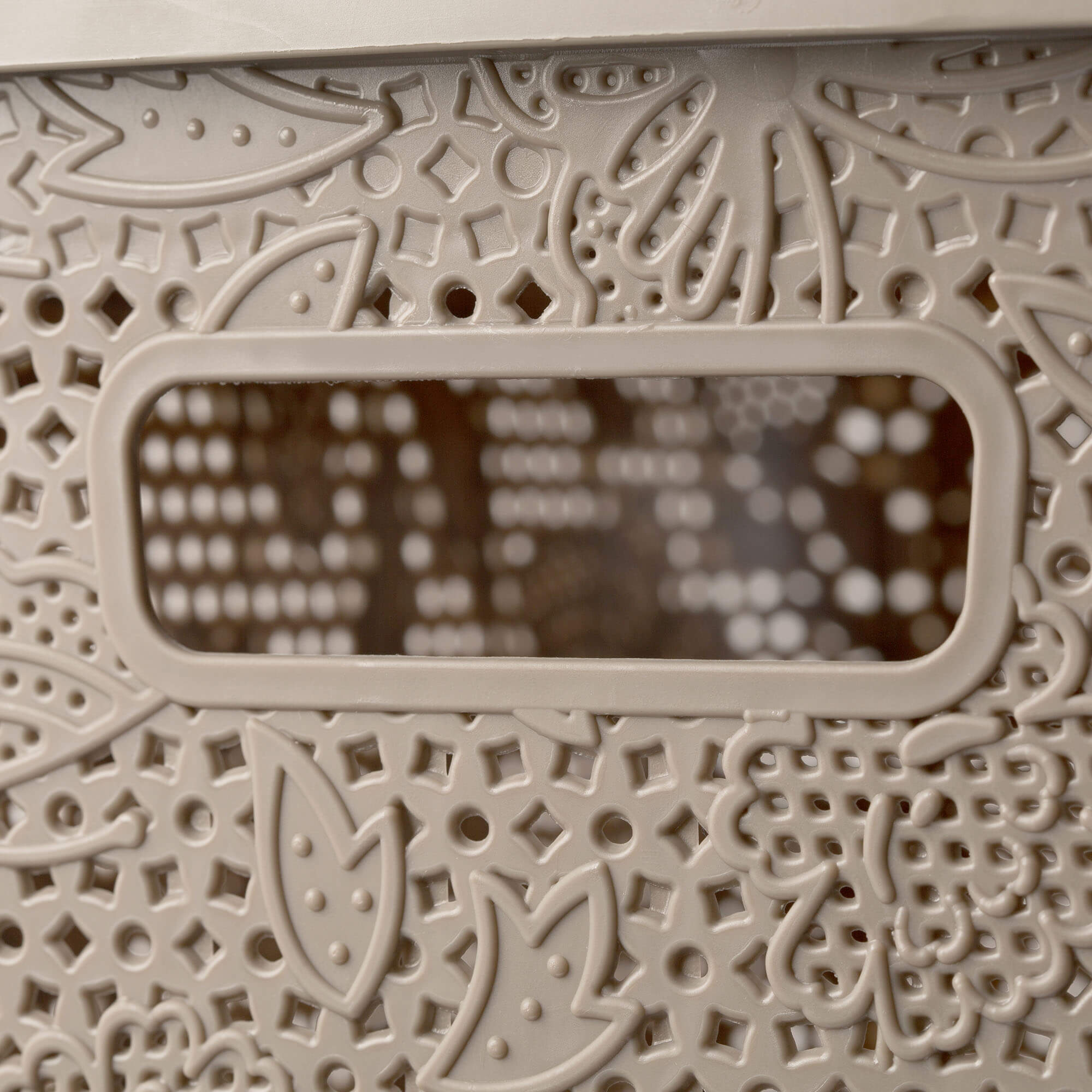 Kosz z pokrywą na bieliznę i ubrania Aglio 55L, beżowy