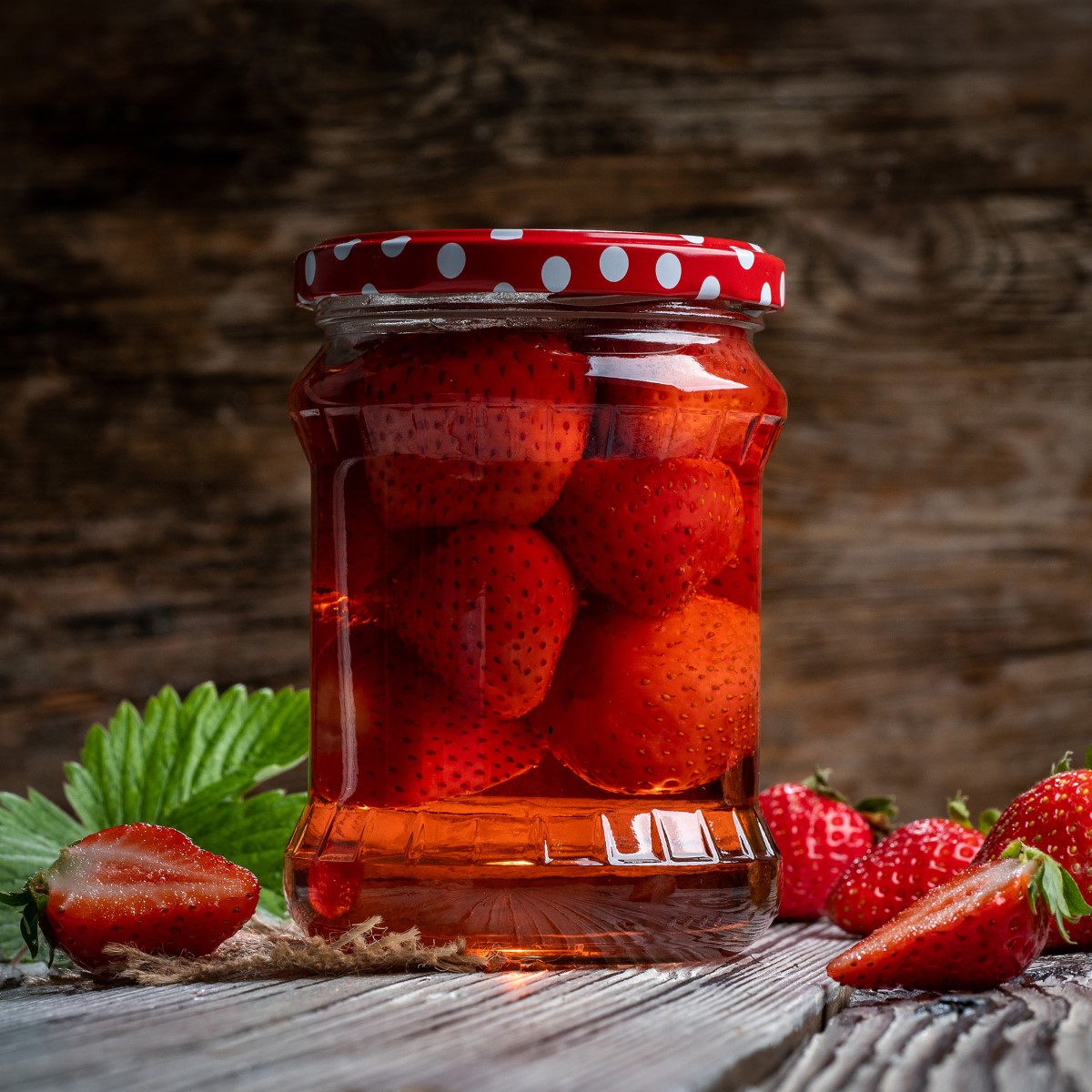 Słoiki na przetwory Kisko 500ml 8szt 82mm + wieczka "Śliwki"