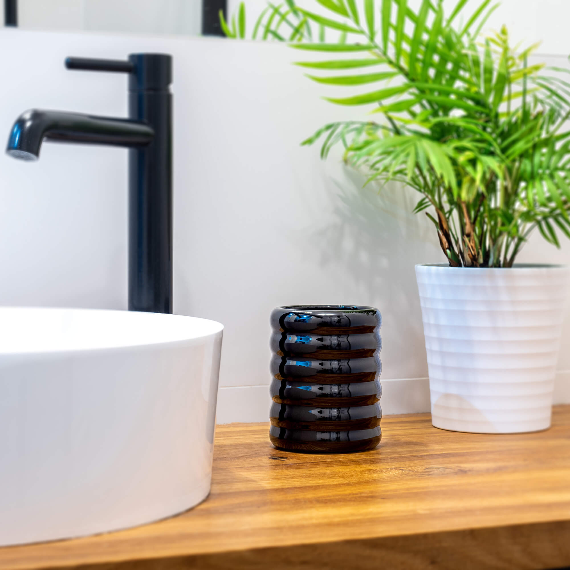 Kubek łazienkowy na pastę i szczoteczki 150 ml, czarny