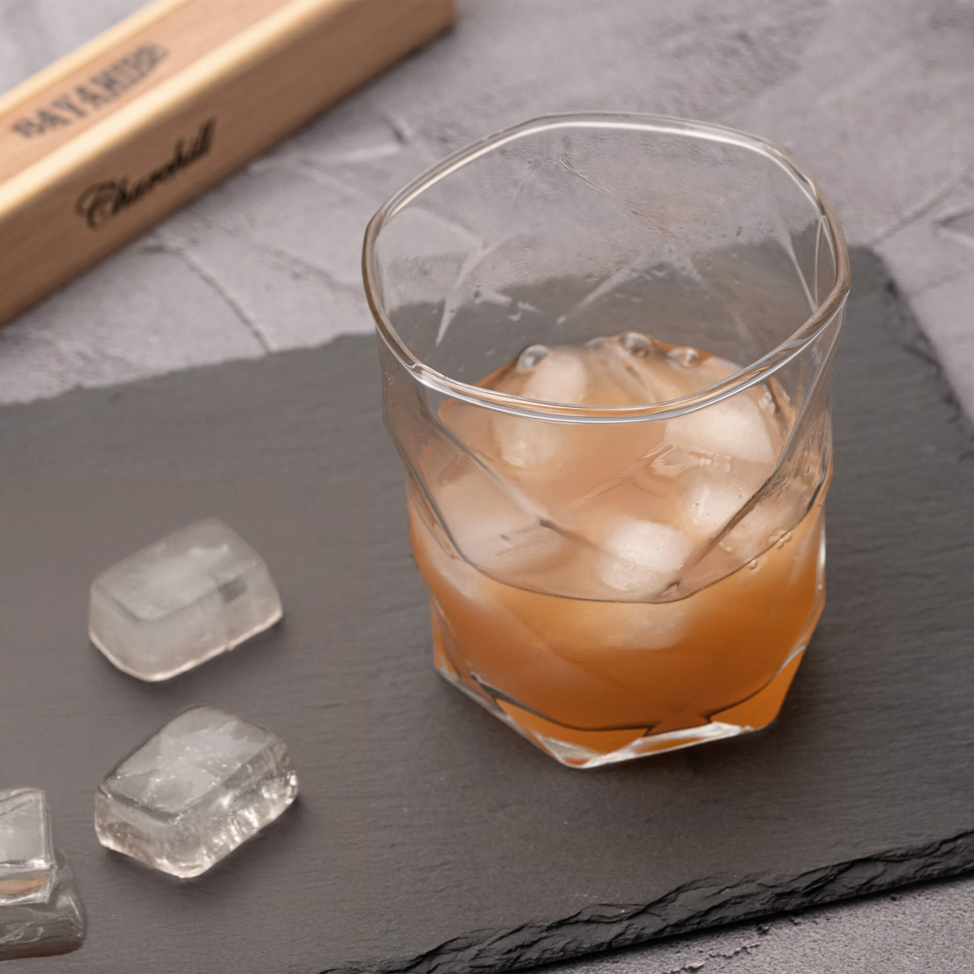 Szklanka do drinków i napojów Vieste 330 ml 2 szt.