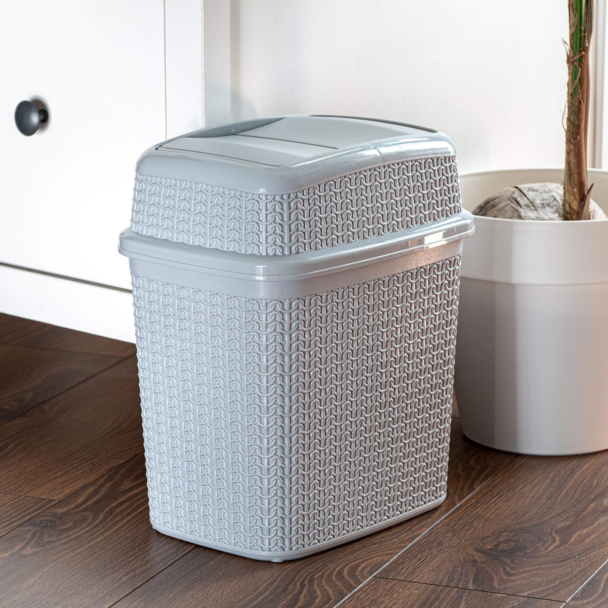 Kosz na śmieci Tonni z uchylną pokrywą 10L, szary