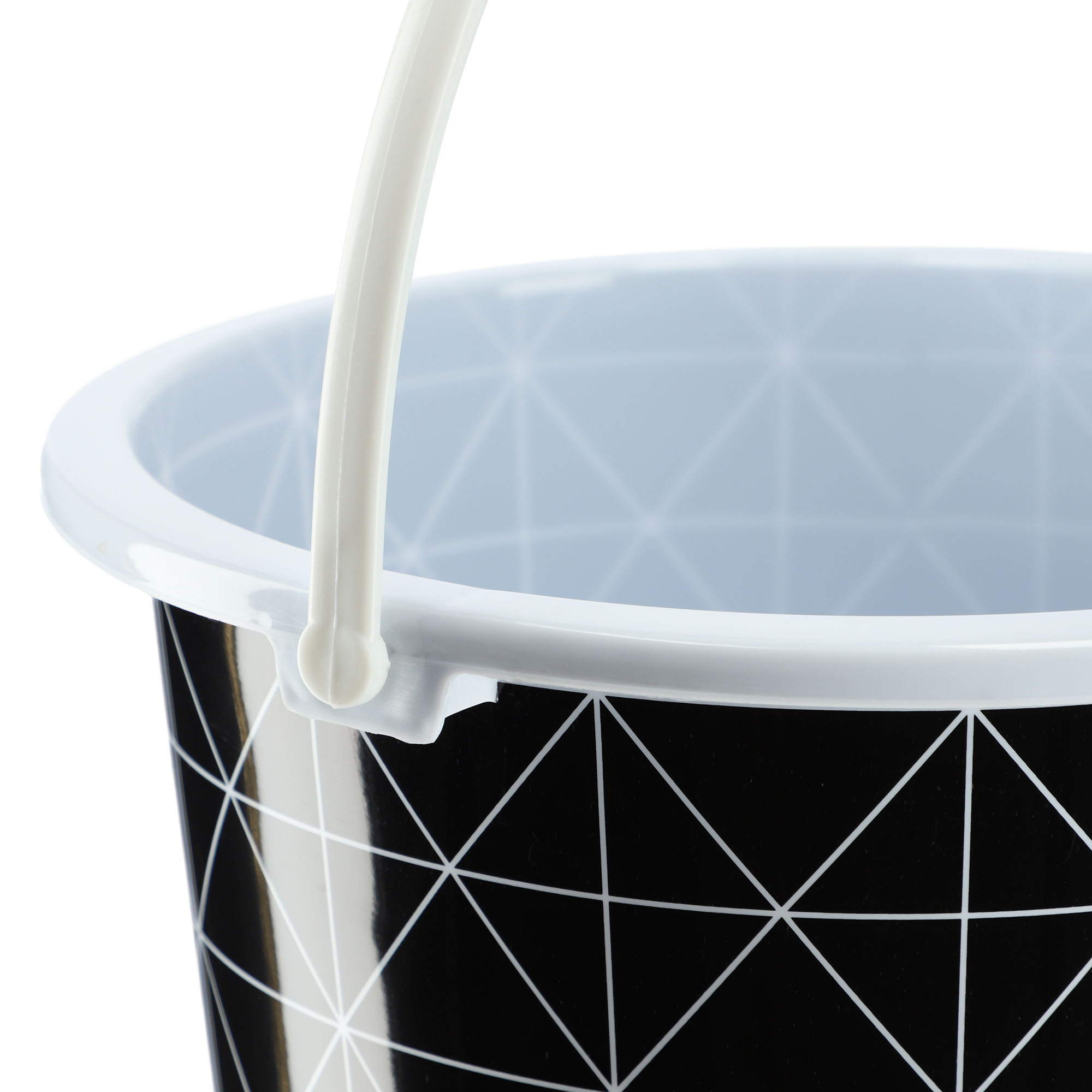 Wiadro plastikowe Ars 5L czarne w trójkąty