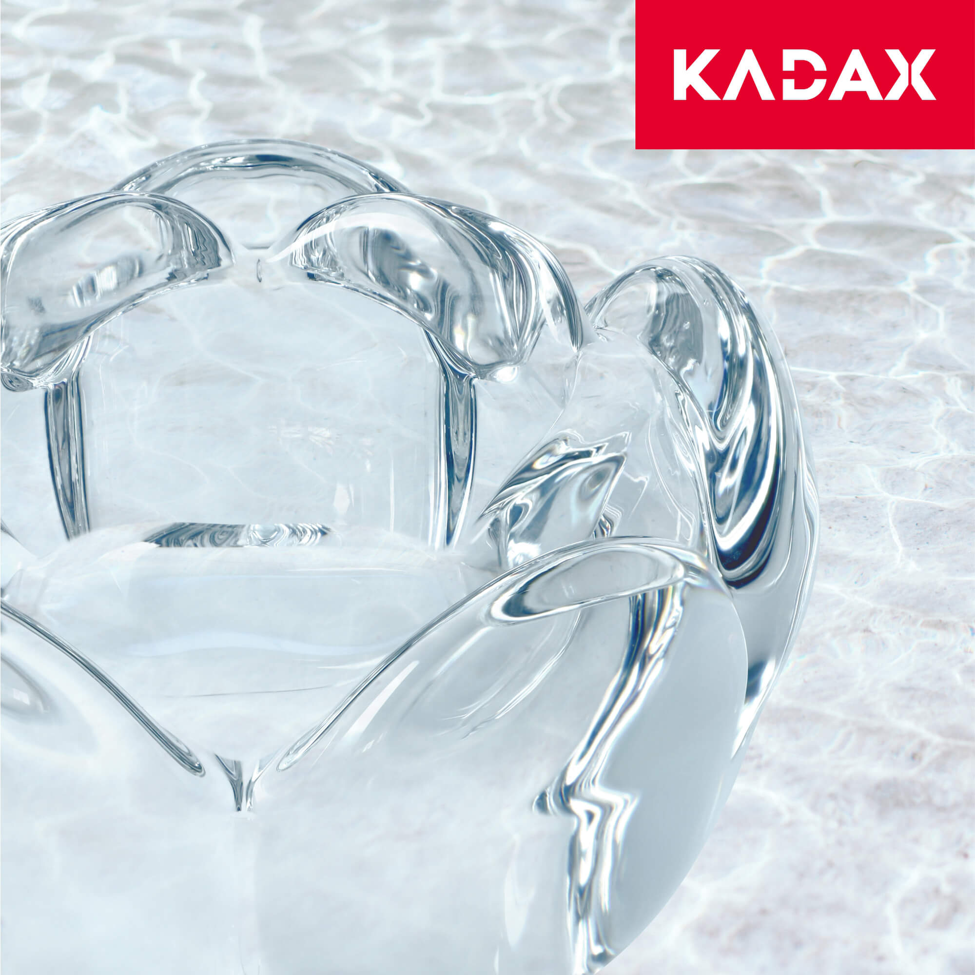 Szklany świecznik dekoracyjny 9 x 6 cm