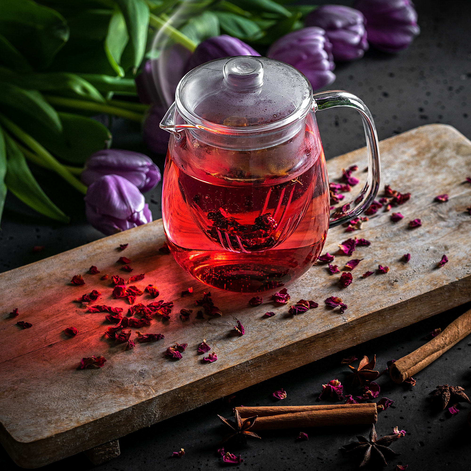 Dzbanek na herbatę Lyss z zaparzaczem 600ml