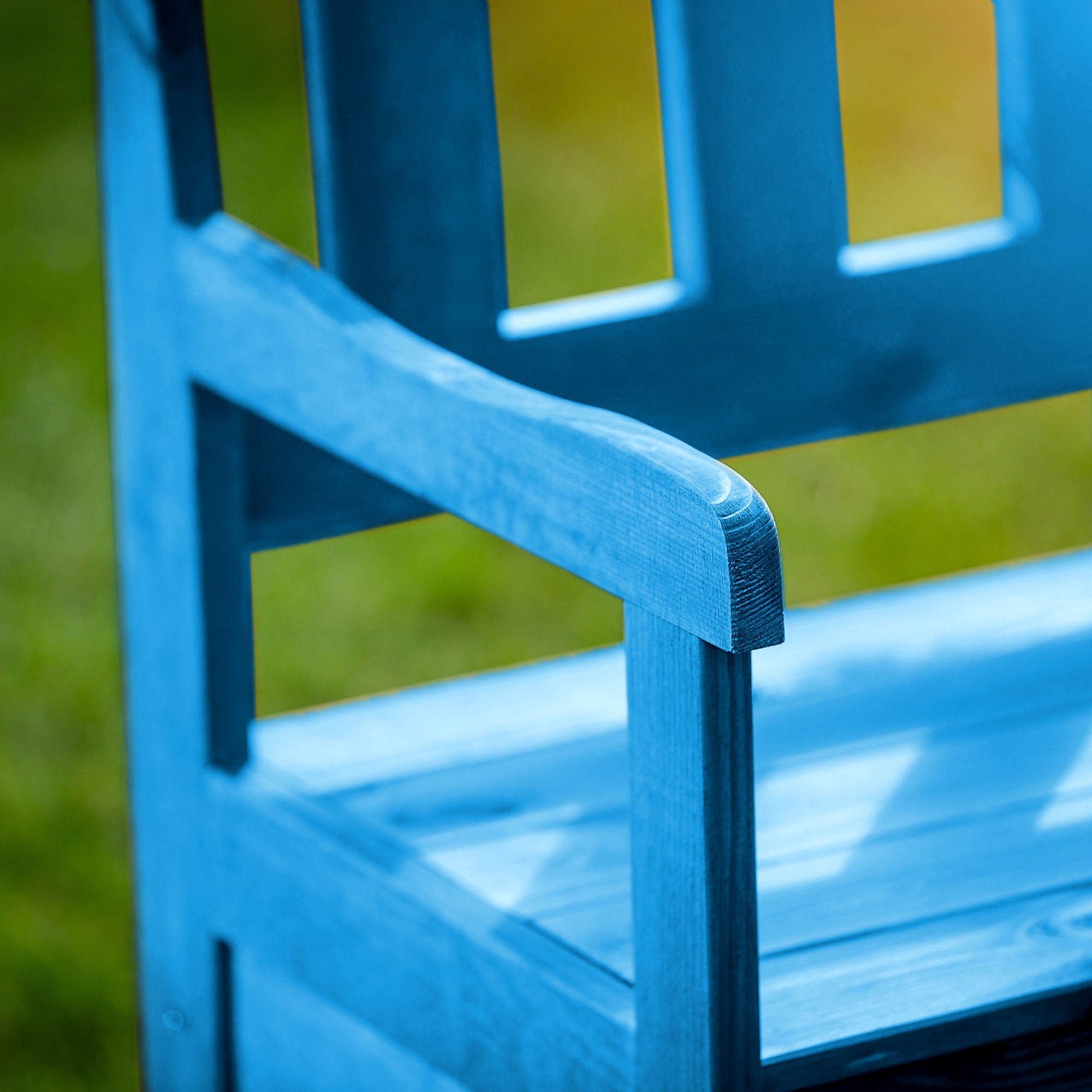 Ławka ogrodowa ze skrzynią Gravet niebieski