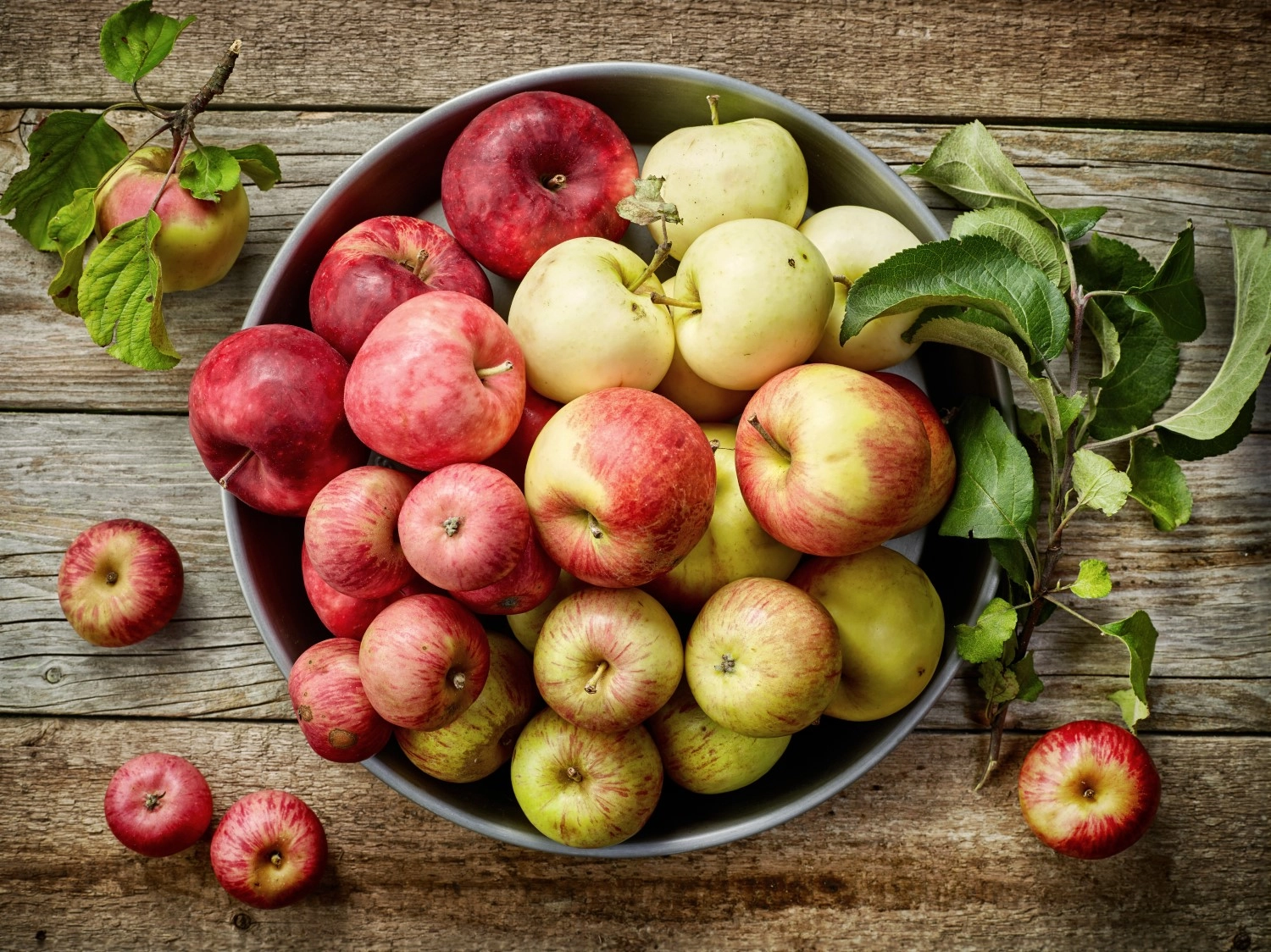 Dlaczego warto robić przetwory z jabłek?